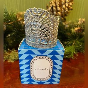 “Vintage” Lace Stella & Dot Cuff in Silver